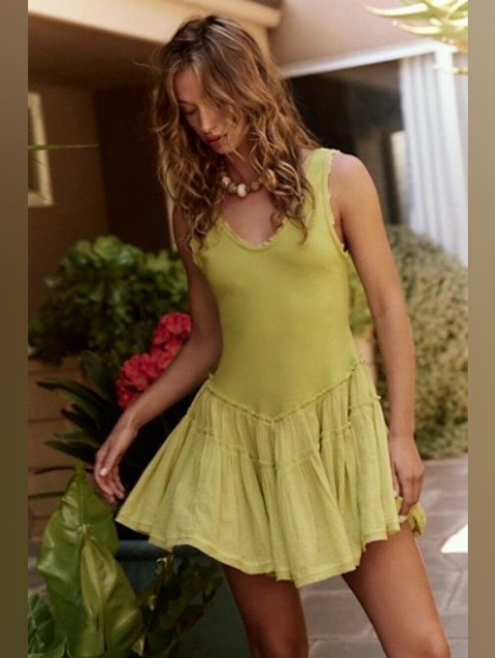 Nwt Ftee People Izi Sleeveless Gteen Apple  Mini Dress with Ruffled Size Small